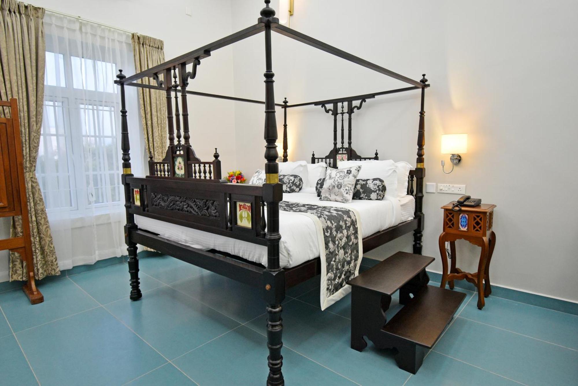 Le Colonial Suites Ποντισερί Εξωτερικό φωτογραφία