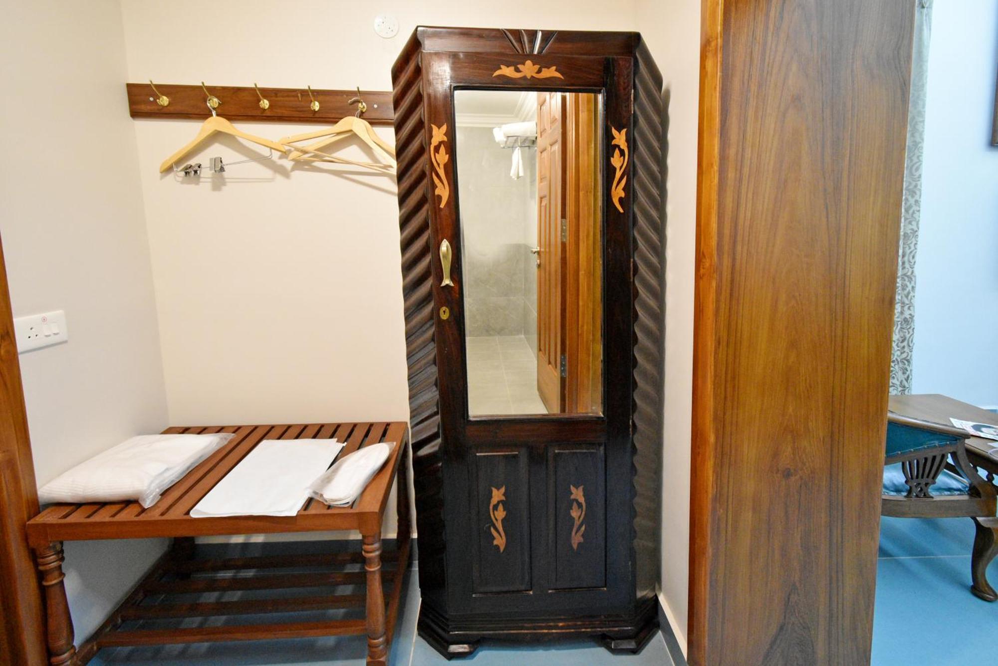 Le Colonial Suites Ποντισερί Εξωτερικό φωτογραφία